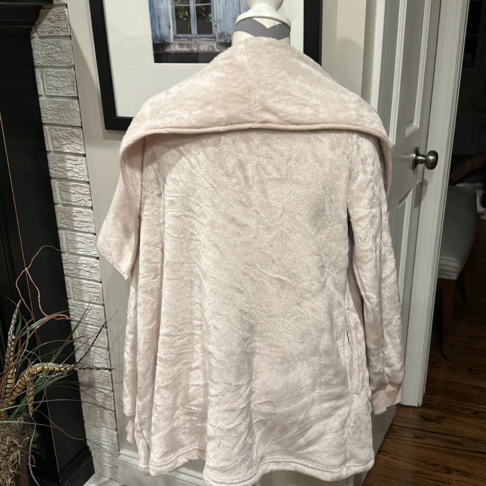 UGG medium house coat robe - Picture 3 of 5